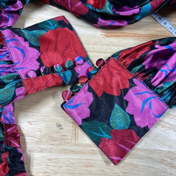 Ronny Kobo NWT Eden Floral Top Size S Chiffon Neck Tie Button Cuff Pleated Waist - Picture 8 of 13